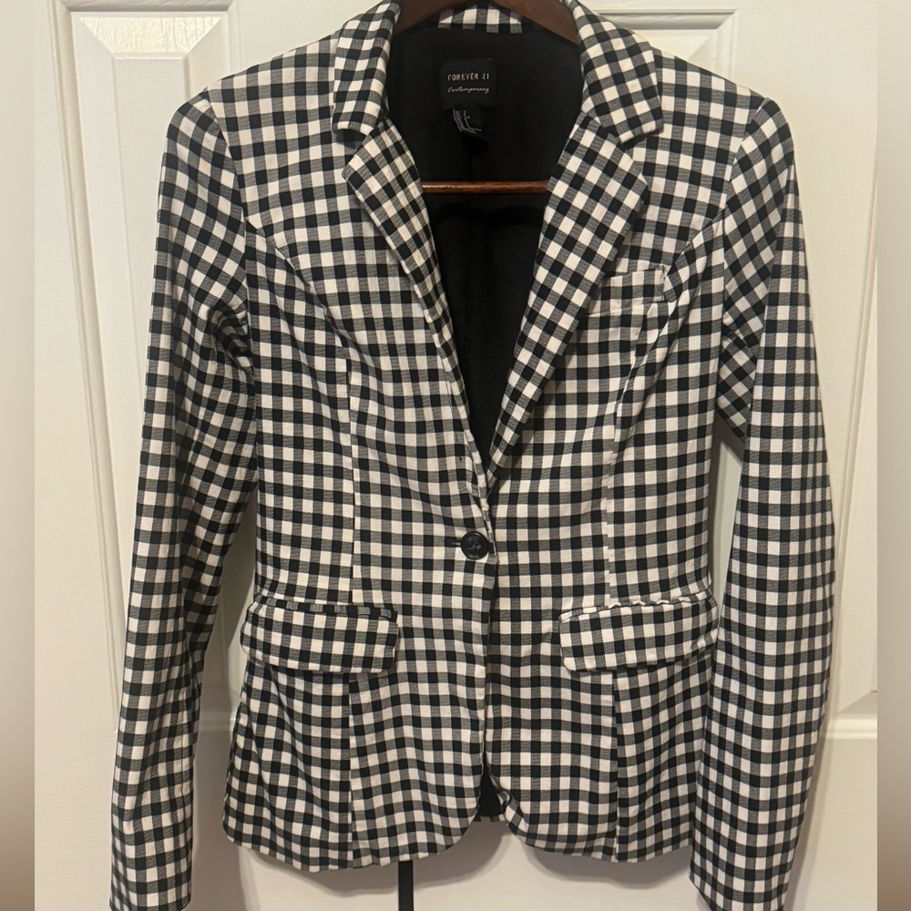 Black and white gingham blazer